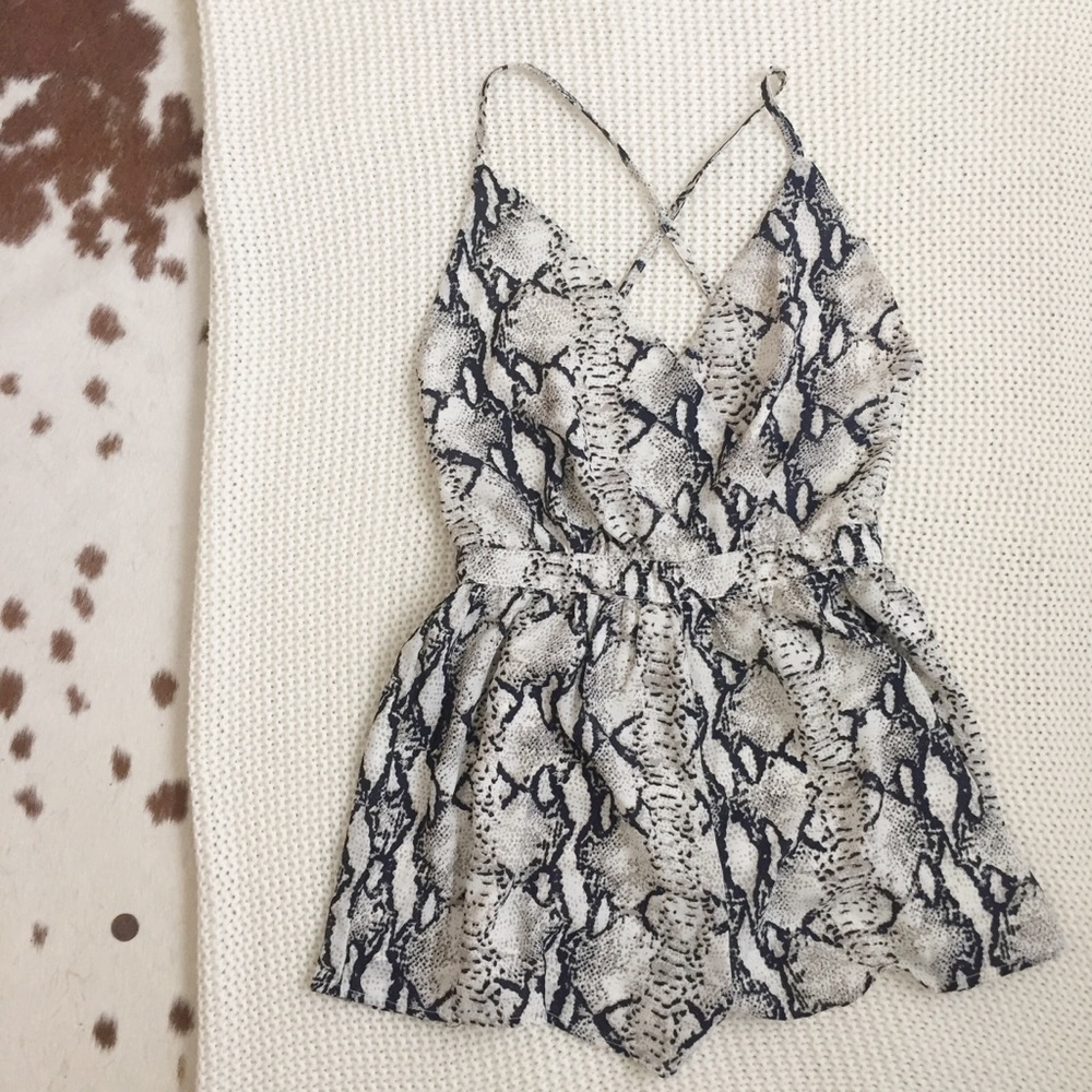 Tobi snakeskin romper blue/navy/cream open back S